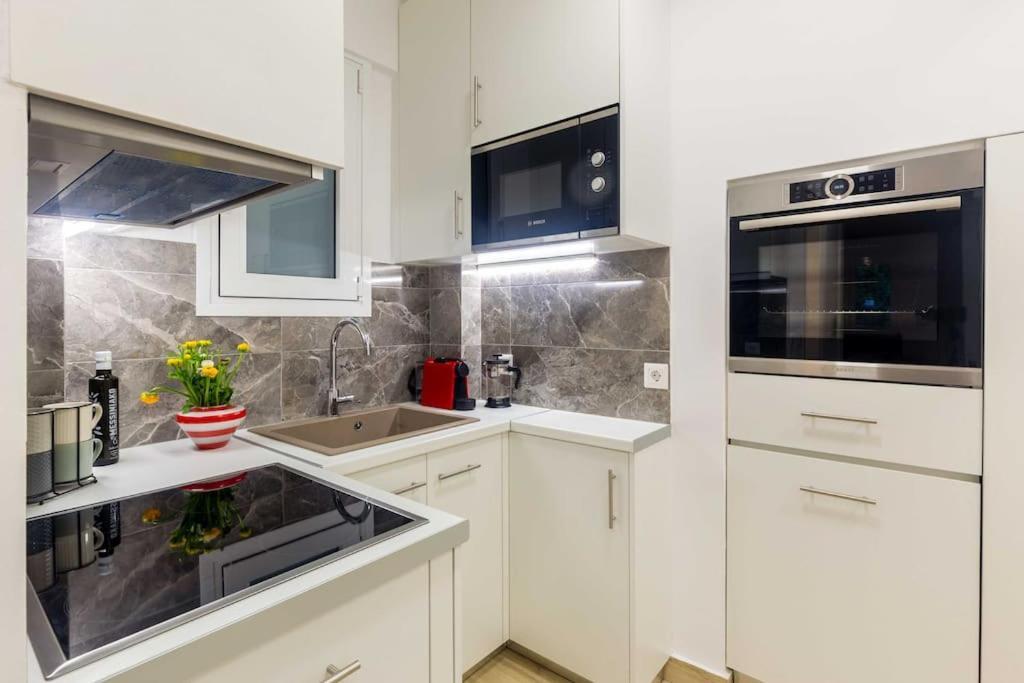 A Newly Fully Renovated Studio Aten Exteriör bild